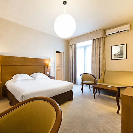 Grand Du Midi - Opera Comedie Hotell 4*