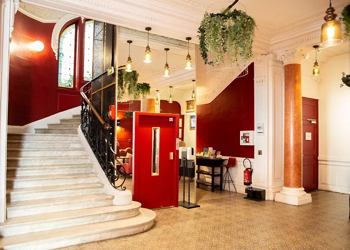 Grand Du Midi - Opera Comedie فندق